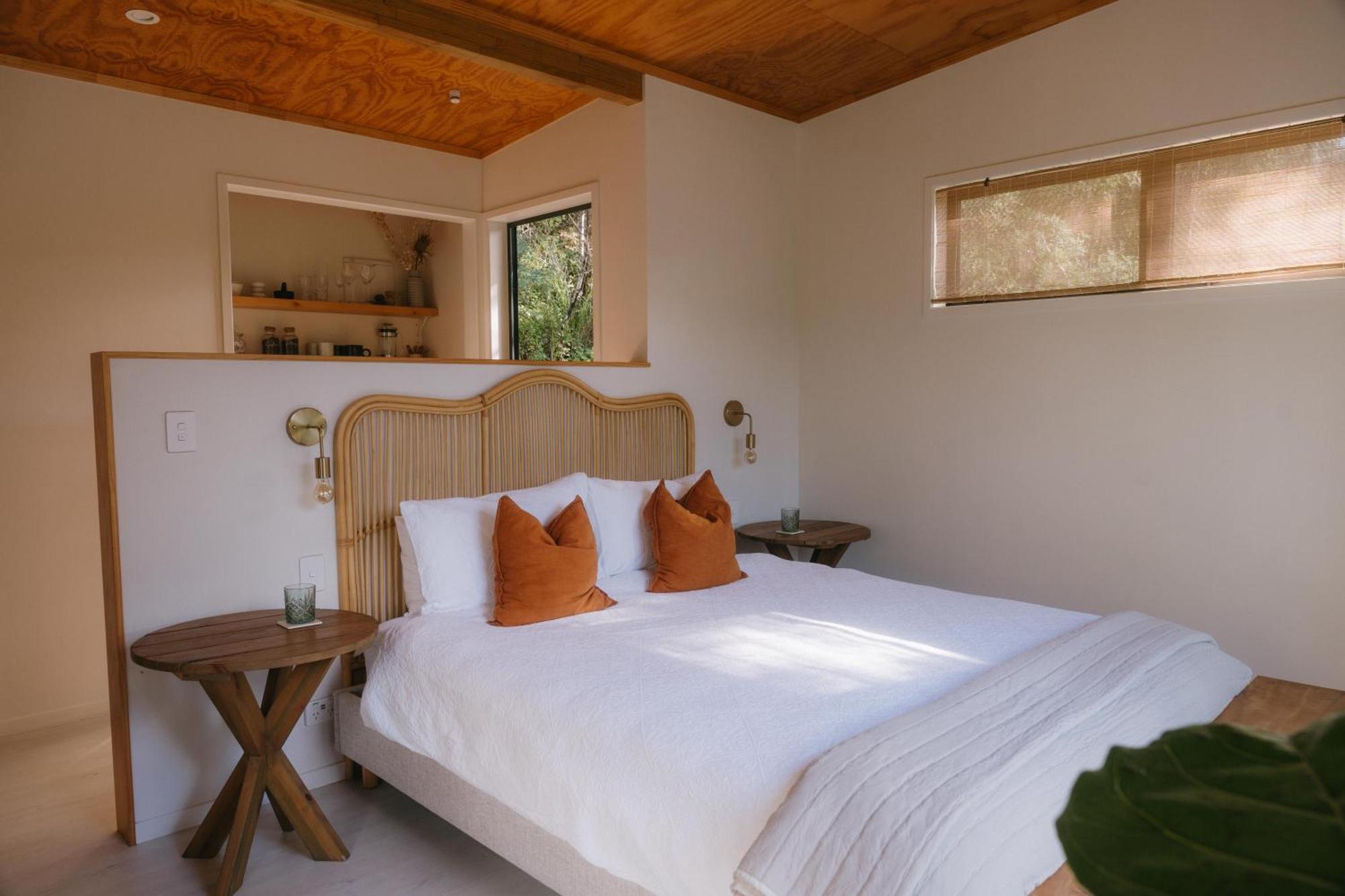 Treetop Tranquility At Rekindle Tree Houses Opua Exterior foto